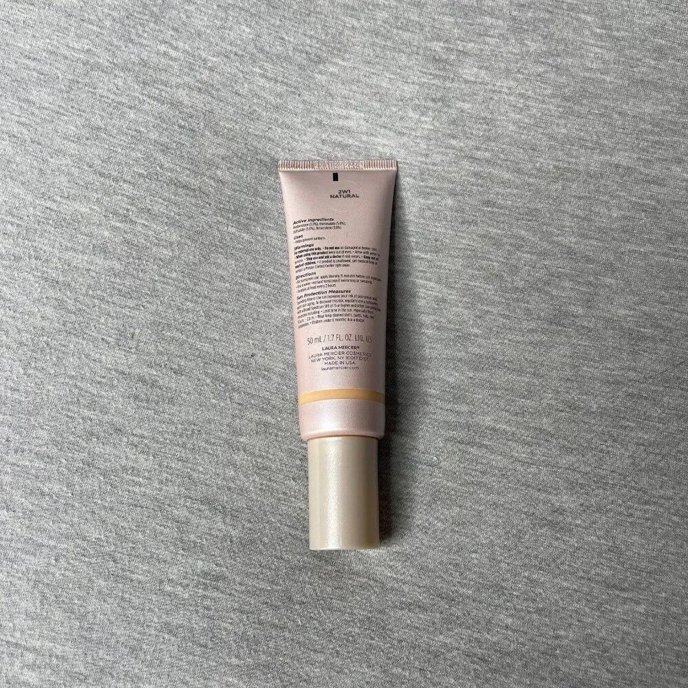 Laura Mercier Tinted Moisturizer SPF 25 Light Revealer Natural Skin Illuminator